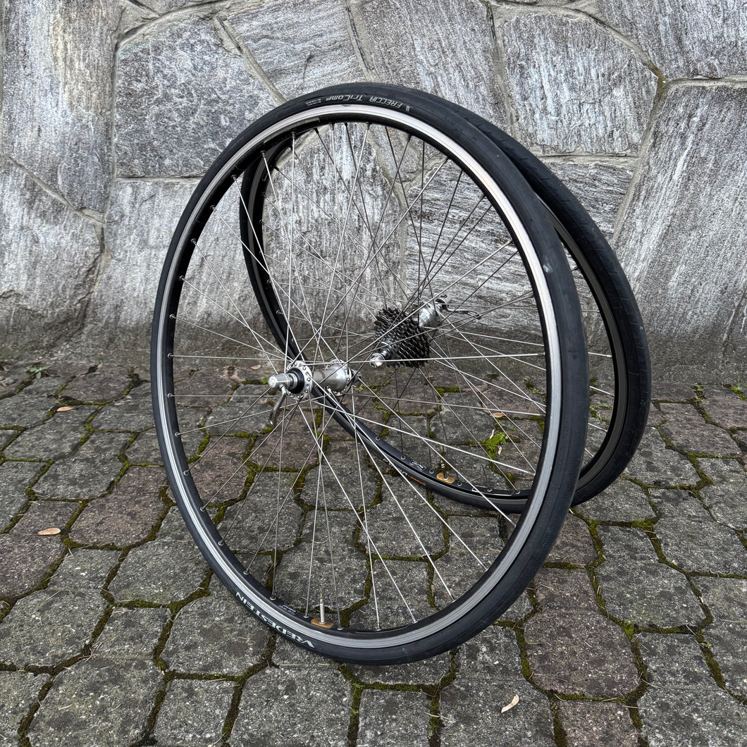 Ambrosio Excellence TQB - Campagnolo Record hubs