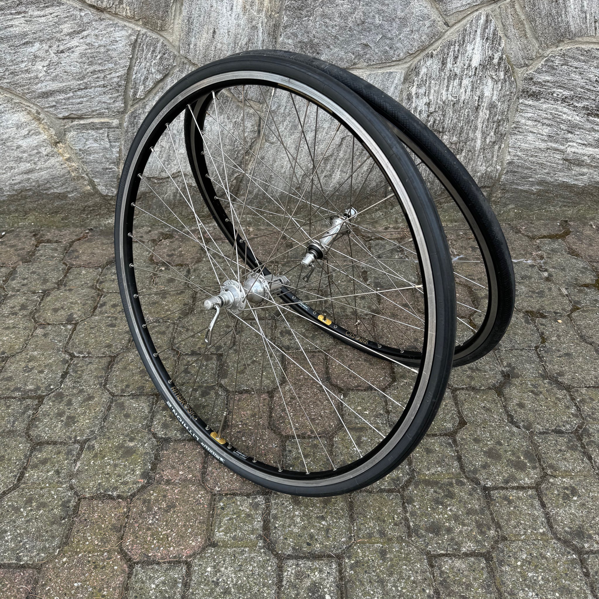 Dura ace 7700 ambrosio evolution ホイール