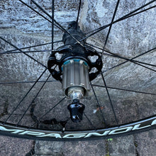 Carica l&#39;immagine nel visualizzatore di Gallery, Campagnolo Bora Ultra 35
