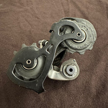 Carica l&#39;immagine nel visualizzatore di Gallery, Campagnolo Record Titanium

