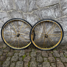 Load image into Gallery viewer, Campagnolo Shamal Ultra Oro
