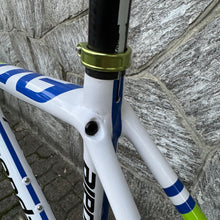 Load image into Gallery viewer, Cannondale Supersix Evo
