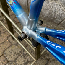Carica l&#39;immagine nel visualizzatore di Gallery, Colnago C40 HP
