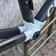 Carica l&#39;immagine nel visualizzatore di Gallery, Colnago C64

