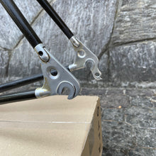 Load image into Gallery viewer, Colnago Carbitubo
