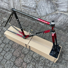 Load image into Gallery viewer, Colnago Carbitubo
