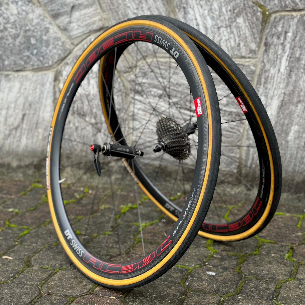 Roue Arrière DT Swiss RC 38 Spline T Carbone Roue Arrière DT Swiss RC 38 Spline T Carbone
