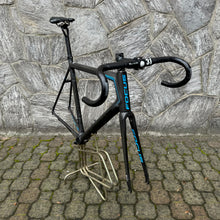 Load image into Gallery viewer, Focus Izalco Max
