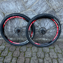 Load image into Gallery viewer, Fulcrum Red Metal 3
