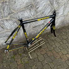 Load image into Gallery viewer, Scott CR1 Saunier Duval Team

