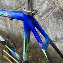 Load image into Gallery viewer, Colnago C40 Mapei Squadra Corse
