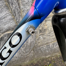 Load image into Gallery viewer, Colnago C40 Mapei Squadra Corse

