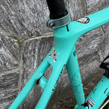 Load image into Gallery viewer, Bianchi Specialissima CV
