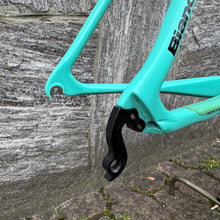 Load image into Gallery viewer, Bianchi Specialissima CV

