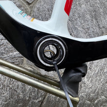 Load image into Gallery viewer, Bianchi Oltre Superleggera Reparto Corse
