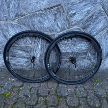 Carica l&#39;immagine nel visualizzatore di Gallery, Fulcrum Racing Speed 35
