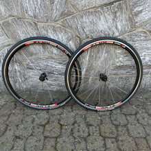 Carica l&#39;immagine nel visualizzatore di Gallery, DT Swiss RR 1.2
