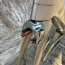 Load image into Gallery viewer, Trek Madone 9.8
