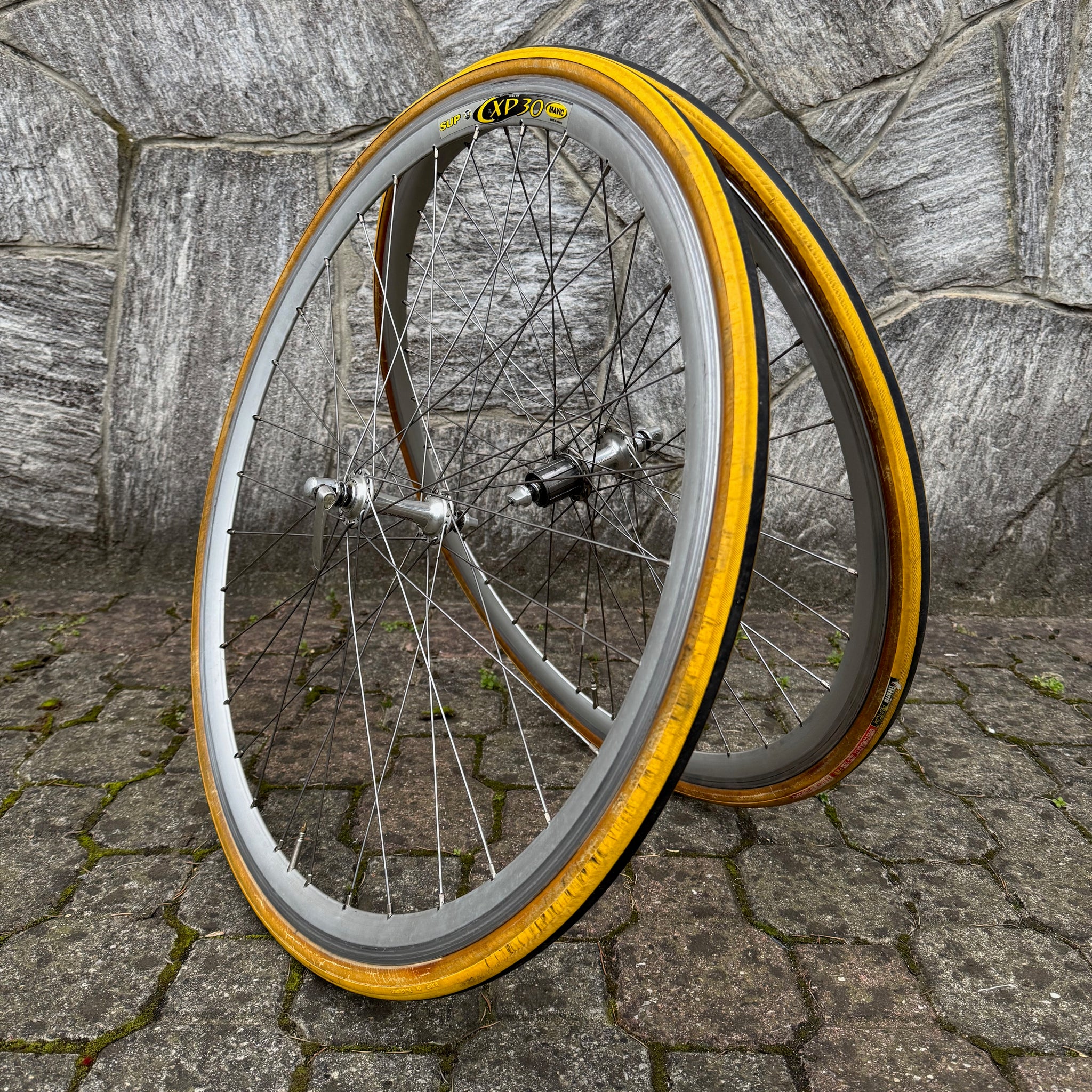 マビックCXP-30 完組ホイール 700C チューブラー マビックCXP-30 完組ホイール 700C チューブラー mavic cxp30 rear