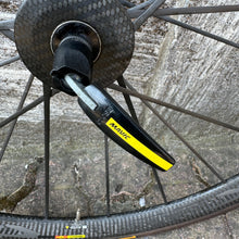 Carica l&#39;immagine nel visualizzatore di Gallery, Mavic Cosmic Carbon Ultimate
