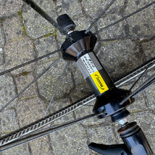 Load image into Gallery viewer, Mavic Cosmic Carbone SL
