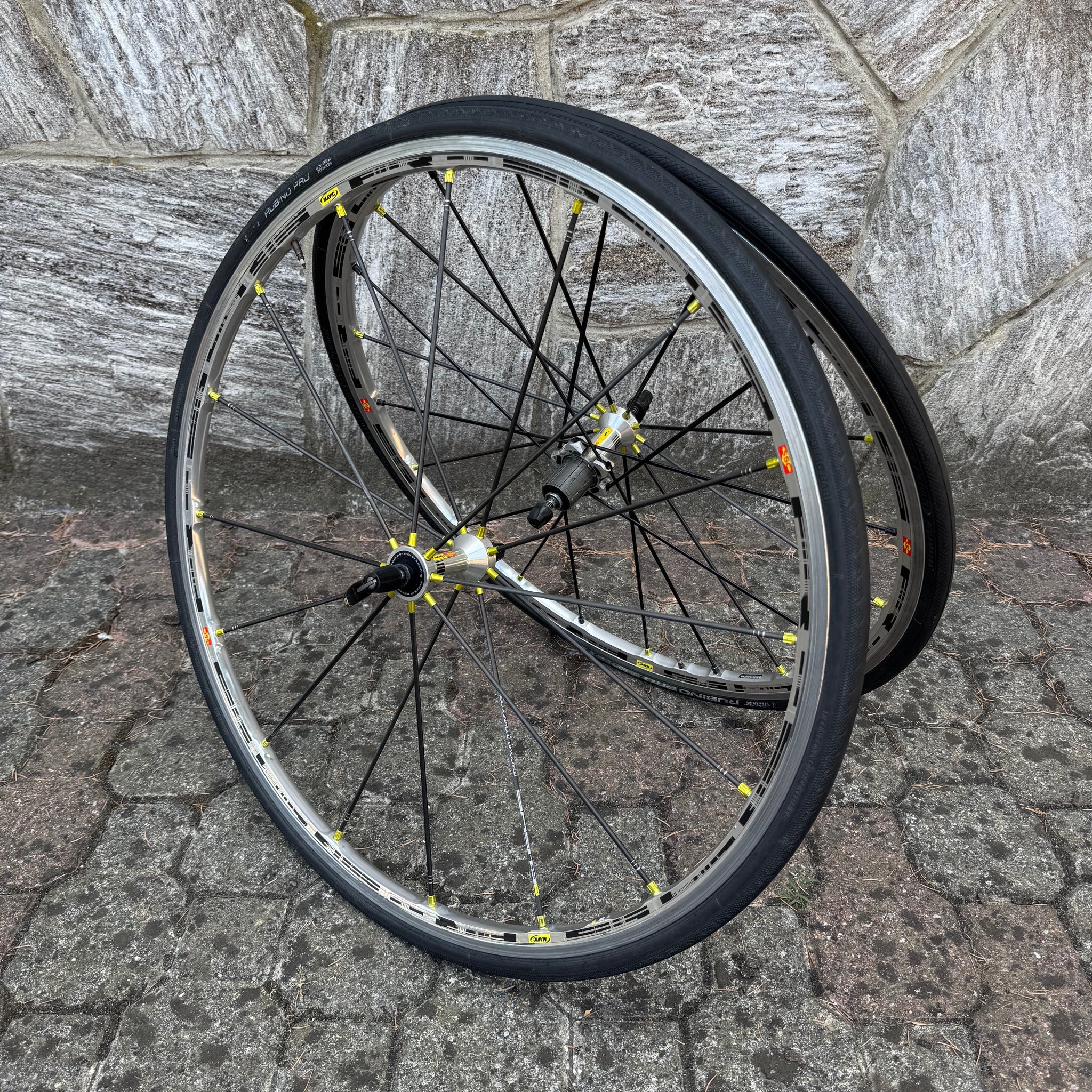 カ*を様 MAVIC R-SYS 美品 Mavic Ksyrium R-SYS – Bike Square | Premium Cycling Components