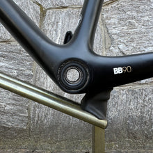 Load image into Gallery viewer, Trek Emonda SLR H1
