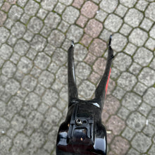 Load image into Gallery viewer, Whistle Crow

