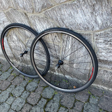 Load image into Gallery viewer, Campagnolo Neutron
