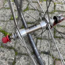 Carica l&#39;immagine nel visualizzatore di Gallery, Mavic SUP Ceramic - HOPE hubs
