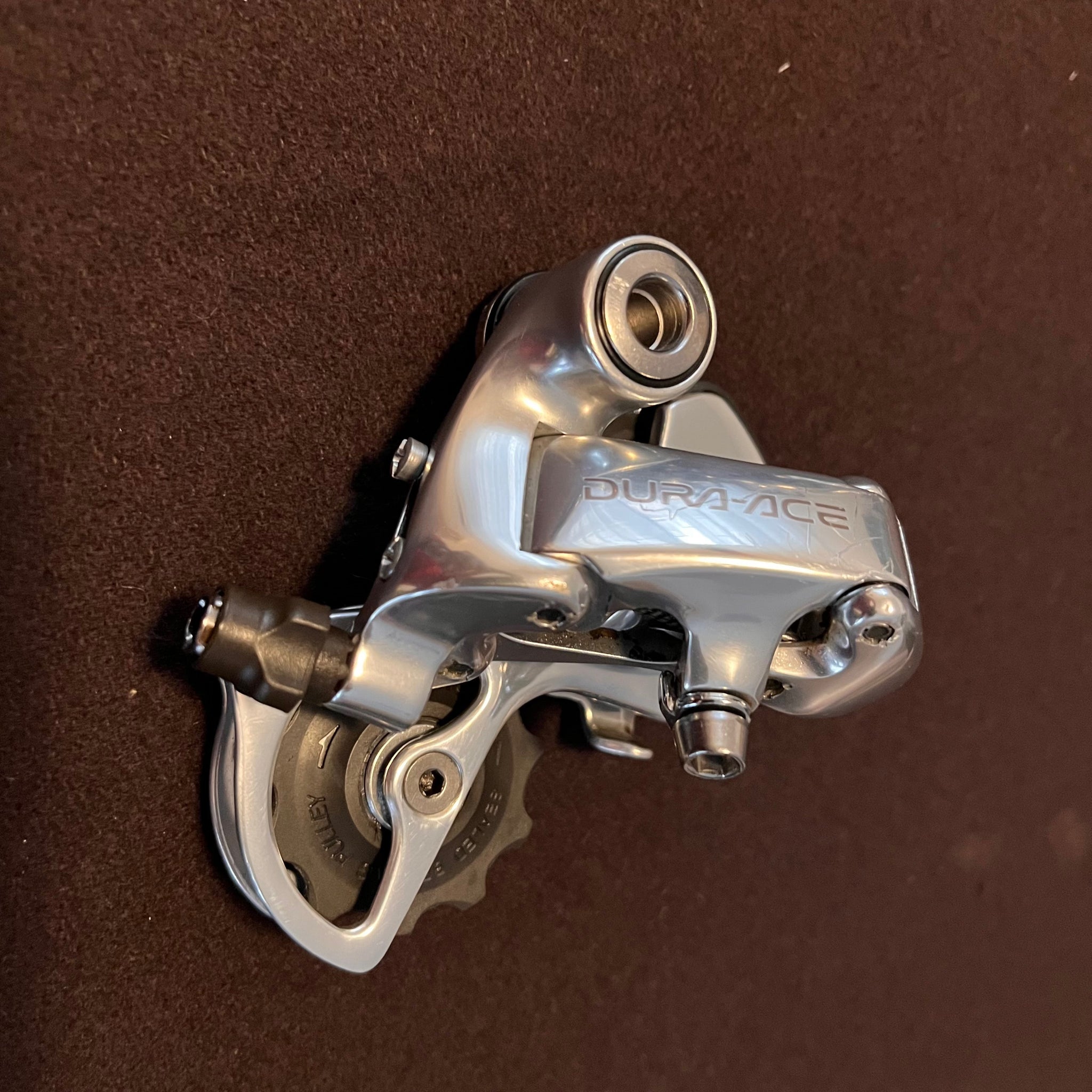 New GENUINE OEM VW Beetle 1999-2005 Rear Trunk Emblem Badge Logo New GENUINE OEM VW Beetle 1999-2005 Rear Trunk Emblem Badge Logo