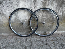 Carica l&#39;immagine nel visualizzatore di Gallery, Mavic Sup UB Control - Campagnolo Record hubs
