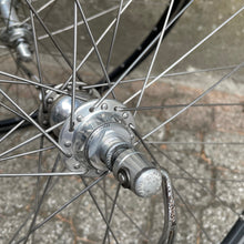 Load image into Gallery viewer, Colnago by Ambrosio - Campagnolo Record hubs
