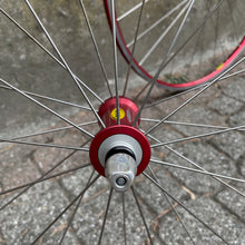 Carica l&#39;immagine nel visualizzatore di Gallery, Mavic Helium
