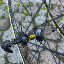 Load image into Gallery viewer, Mavic Cosmic Carbone SL
