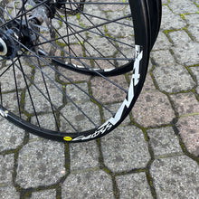 Carica l&#39;immagine nel visualizzatore di Gallery, Mavic Crossmax XL
