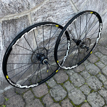 Carica l&#39;immagine nel visualizzatore di Gallery, Mavic Crossmax XL
