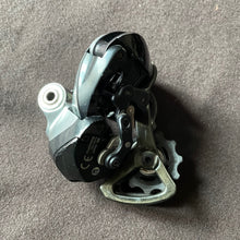 Load image into Gallery viewer, Shimano Dura Ace 9070

