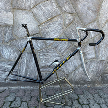 Carica l&#39;immagine nel visualizzatore di Gallery, Specialized Allez
