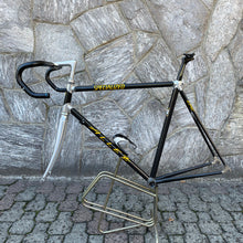 Carica l&#39;immagine nel visualizzatore di Gallery, Specialized Allez
